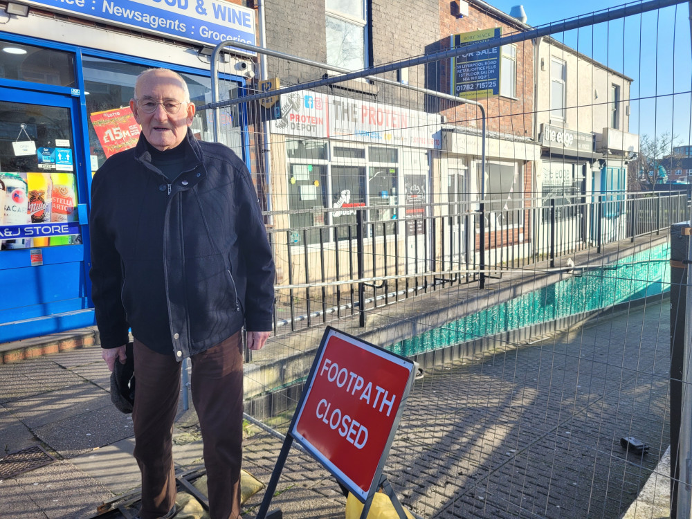 The underground passage is closed due to work taking place on the new castle car park (LDRS).