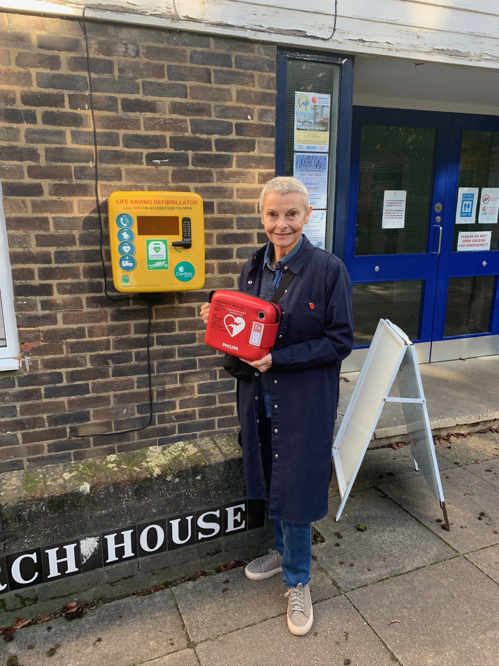 Hitchin's tireless defibrillator advocate Maggie Hackney in front of the new device at Church House near to St Mary's Church. 