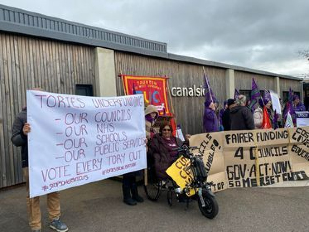 Protesters Outside The Canalside In Bridgwater Before The Somerset Council Budget Meeting. Image: Sarah Baker.