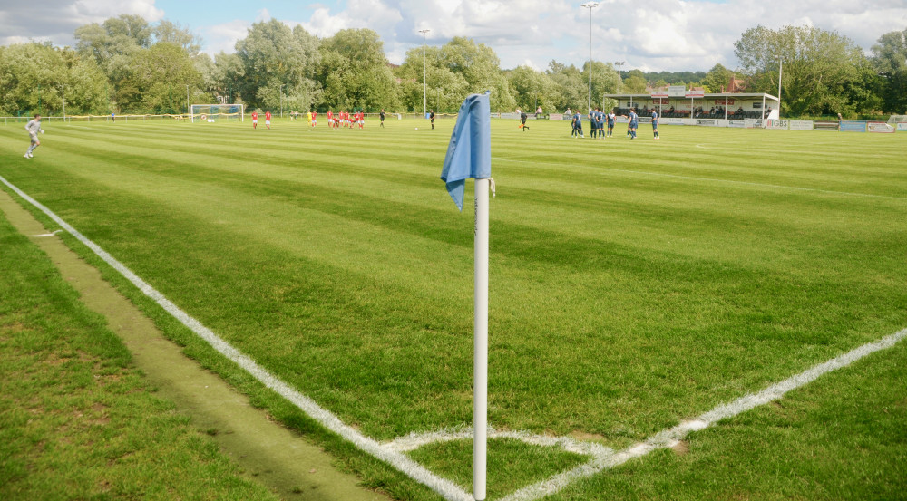 Hadleigh United host Junior Cup semi-final (Picture: Nub News) 