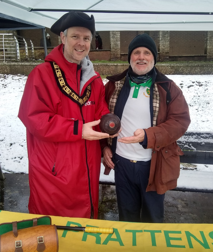 Cllr Gordon Mackay with Prattens' member Phil Chambers, image Prattens