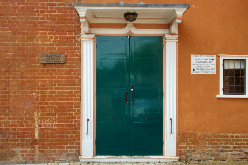 Residents told not to bother going into Hadleigh town council meeting (Picture: Nub News) Residents told not to bother going into Hadleigh town council meeting (Picture: Nub News)