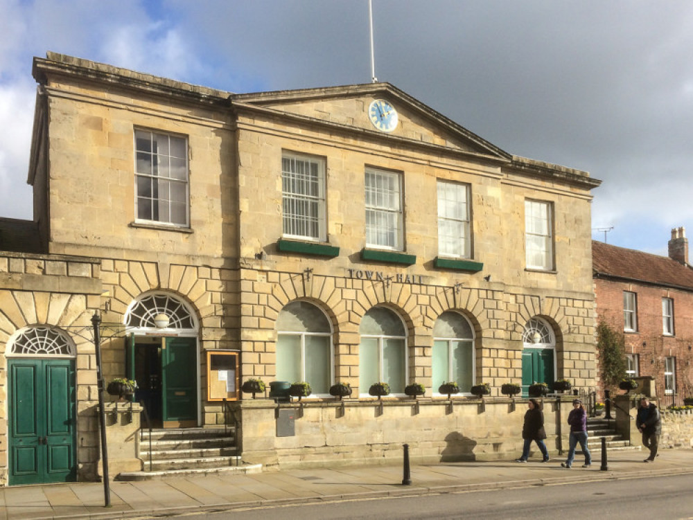 Glastonbury Town Hall (Photo: LL) 