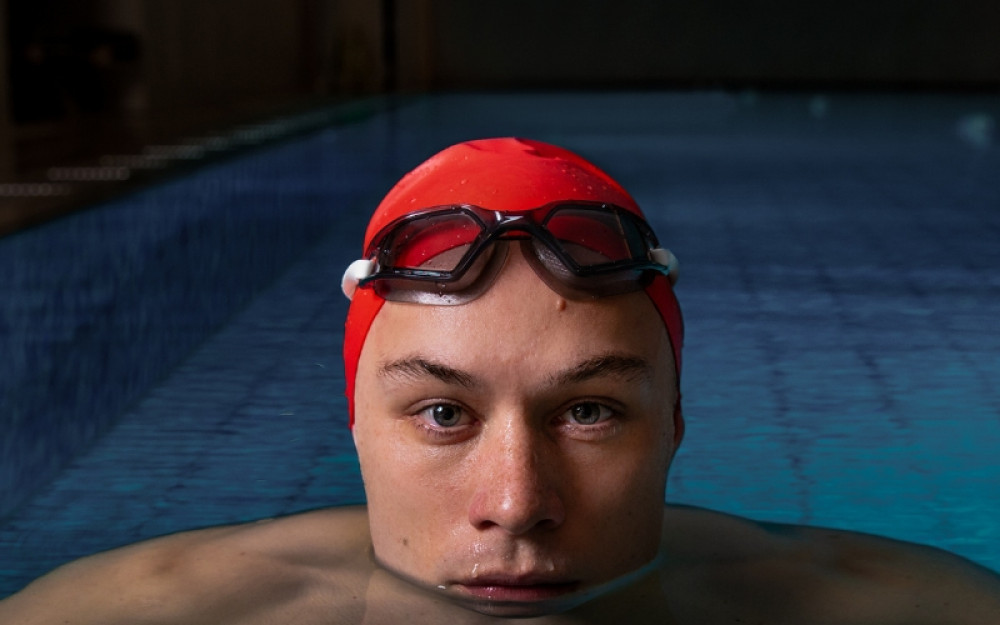 RED SPEEDO