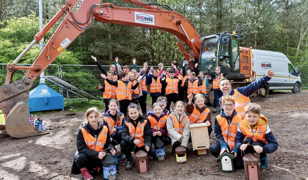 Donisthorpe Primary School pupils taking part in the installation of the boxes. All Photos: Leicestershire County Council