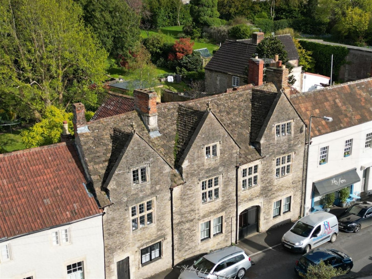 The Old Manse is on the market for £1.2m (All photos: Rivendell Estates) 