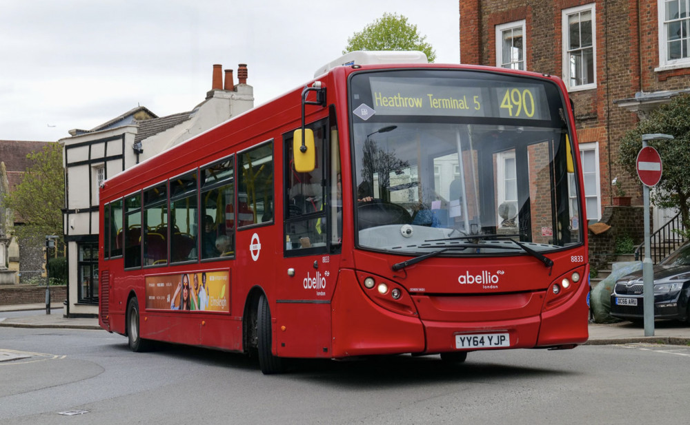 Unite achieves pay victory for Transport UK bus controllers in south west London (credit: Peter Horrax/Flickr).