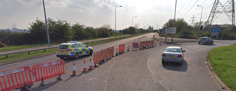 The arterial road at close to Lakeside. The arterial road at close to Lakeside.