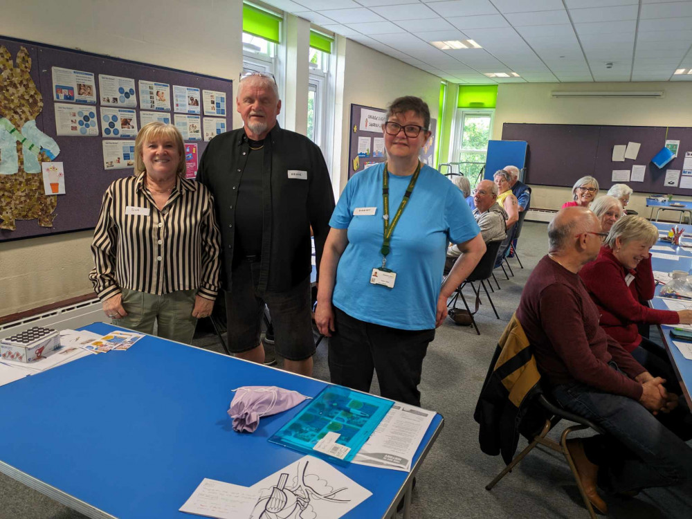 Librarian Karen Owen (far right) has launched the 'Bring Me Sunshine' group. (Photo: Nub News) 