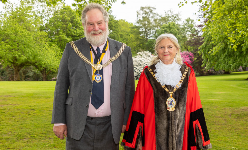 David Edwards (left) and Marilyn Houston (right). David Edwards (left) and Marilyn Houston (right).