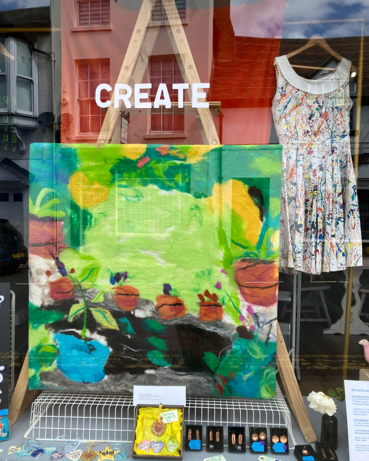 Create at 48, Smith Street, opposite Picturesque!