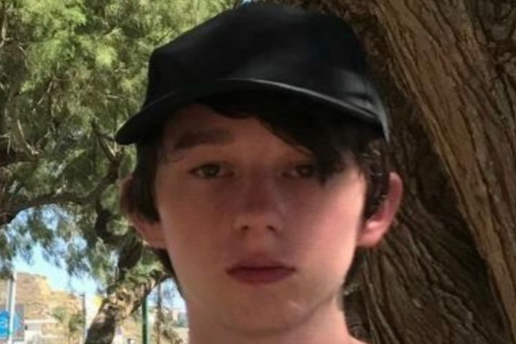 17-year-old Victor Lee from North Acton was robbed and killed on 25 June 2023 (credit: Met Police). 