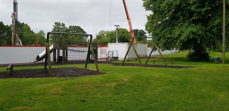 The swings have had to be removed at Abbey Fields (image via Kenilworth Liberal Democrats)