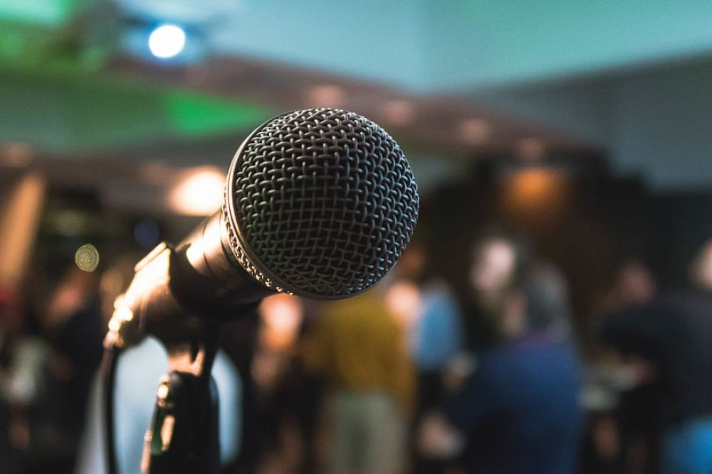 Enjoy a night of comedy at Malt Disley, with Mike Newall and Dawn Bailey on the headline, plus Kayvan Khazaee, Rheanon Lee and Matty Oxley in support. (Image - pxfuel) Enjoy a night of comedy at Malt Disley, with Mike Newall and Dawn Bailey on the headline, plus Kayvan Khazaee, Rheanon Lee and Matty Oxley in support. (Image - pxfuel)