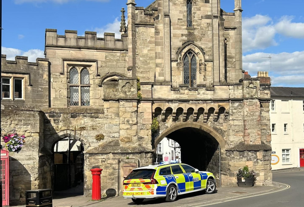 Warwickshire Police's OPU detained two men in the centre of Warwick on Sunday (image via Warwickshire OPU)