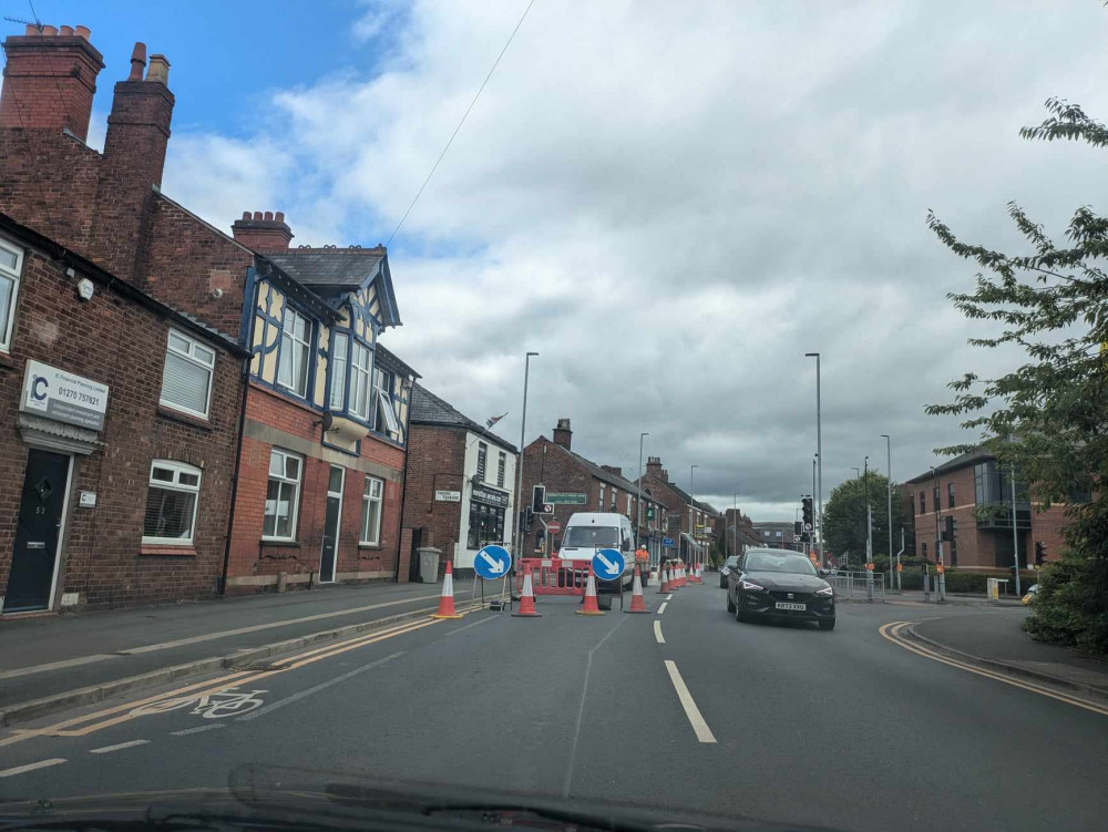 The temporary traffic lights which were in place on Middlewich Road have now gone. (Photo: Nub News)