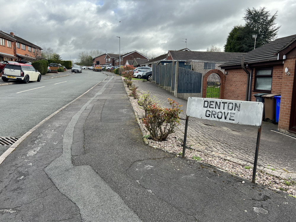 Police and paramedics were called to Denton Grove on 22 March (Nub News).