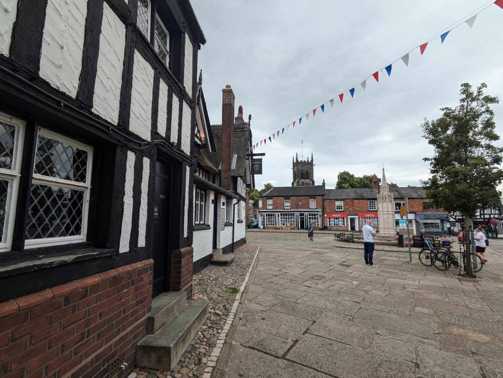 Celebrate all that's good about Sandbach and check out our local jobs guide. (Photo: Nub News)