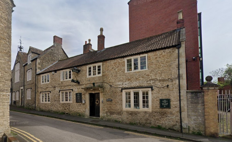The Cross Keys is one of the local businesses to receive the top hygiene rating in the last two months (image by Google Maps)