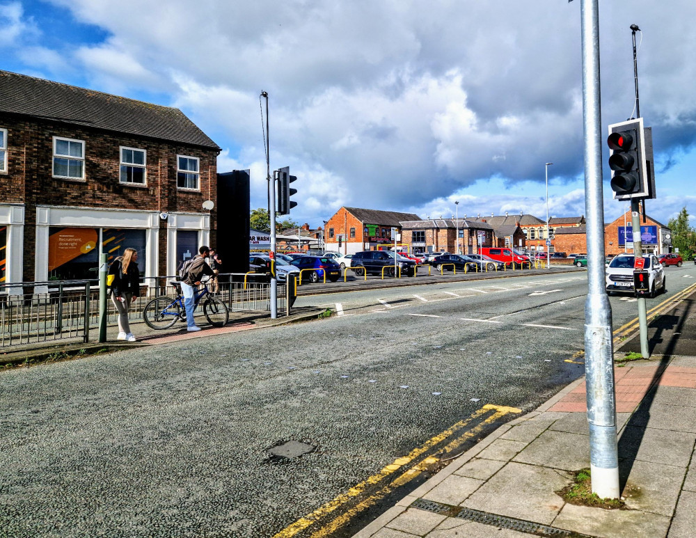 Goomet, Nantwich Road and Sadaf Halal Market, Mill Street, have been hit with a one-star food hygiene rating (Ryan Parker).