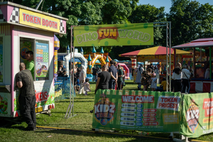 Congleton Park will turn into Jurassic Park this weekend, with a dinosaur themed fun day running on Saturday 27th and Sunday 28th July (Image - DinoFunWorld)
