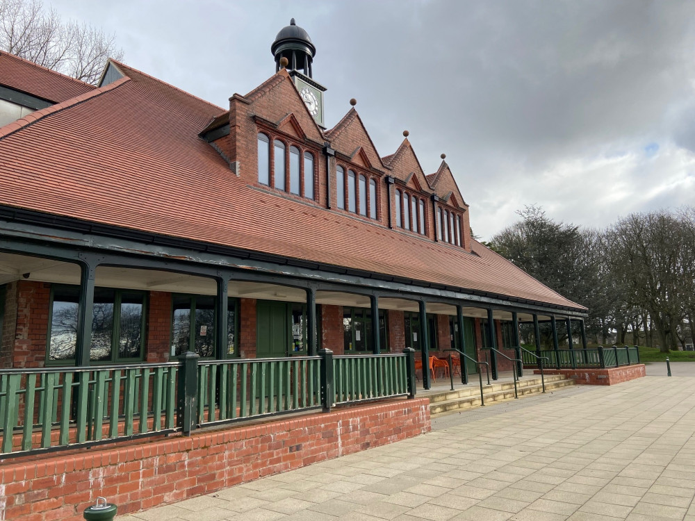 The council is currently negotiating a potential new tenant at Hanley Park's pavilion (LDRS).