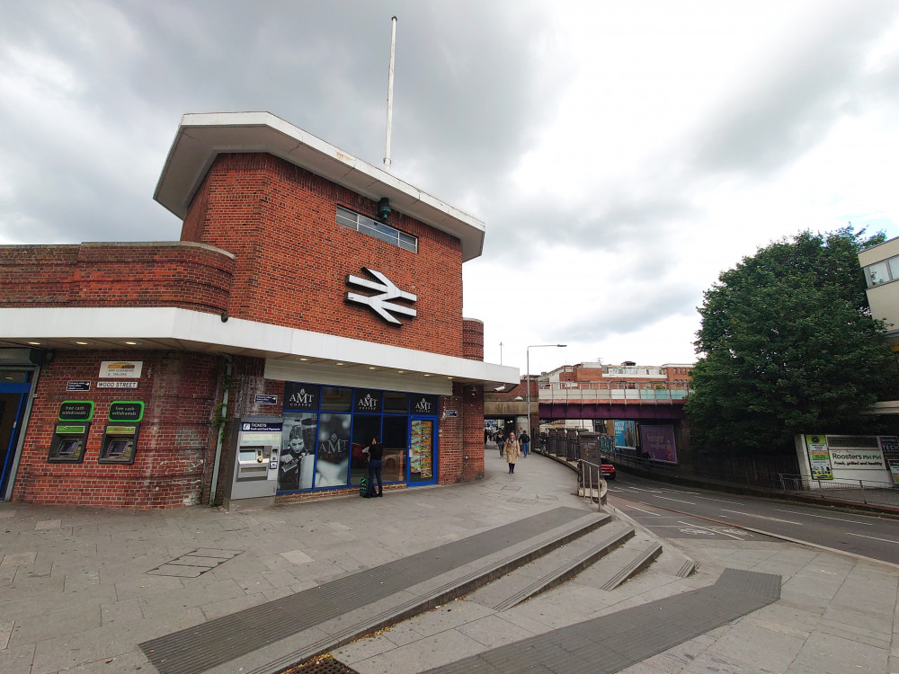 South Western Railway says trains in the Kingston, Surbiton, Wimbledon, and Hampton Court areas are affected by the speed limit. (Photo: Oliver Monk)