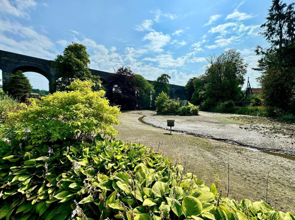 During this period, access to nearby footpaths may be temporarily restricted or redirected, with clear signage provided to guide the public. During this period, access to nearby footpaths may be temporarily restricted or redirected, with clear signage provided to guide the public.