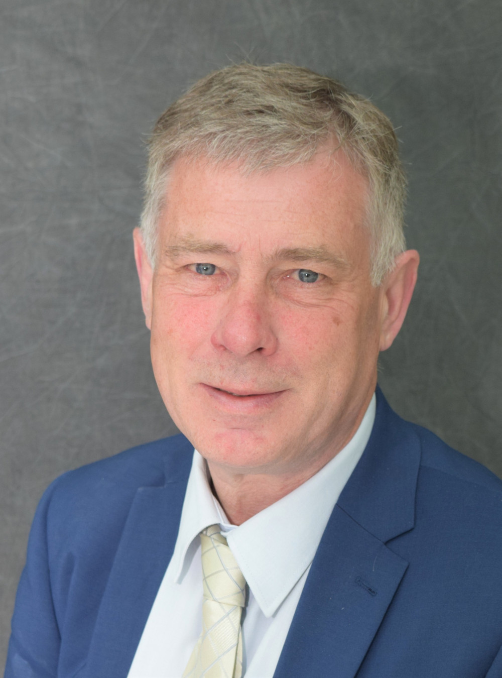 Cllr Derek Davis