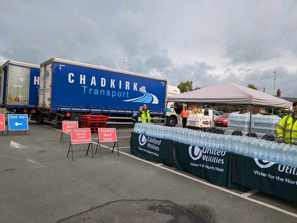 United Utilities has set up a water station on Scotch Common, Sandbach. (Photo: Nub News)