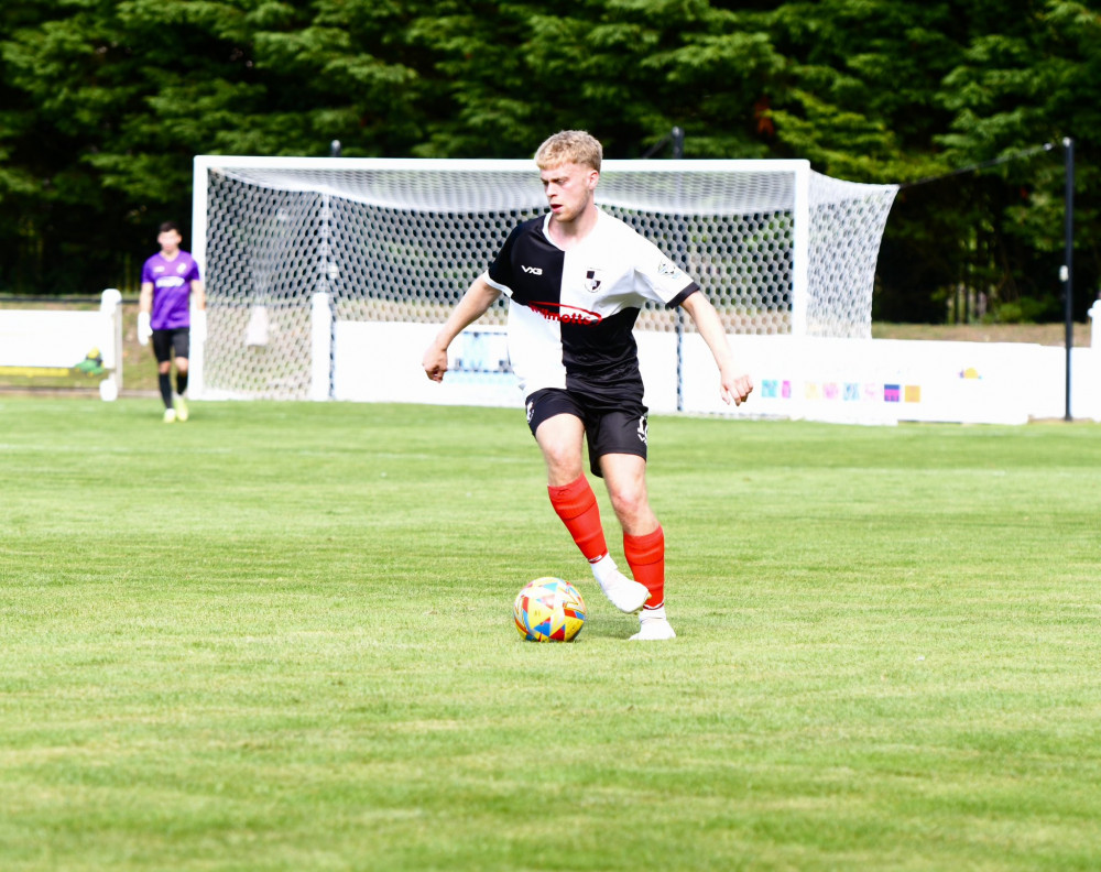 Shepton Mallet AFC secure a hard-fought 1-0 victory against in-form Ivybridge FC, extending their recent run of positive results thanks to a strong defensive performance. (Shepton Mallet AFC)