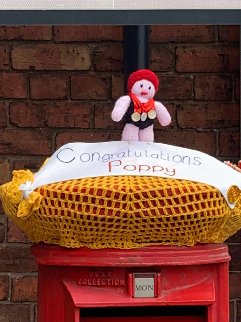 Gold winning Olympic swimmer Poppy Maskill's swimming talent was spotted at Alsager Swimming Club and now her hometown, Middlewich, is celebrating her honour! (Photo: Denise Appleton)