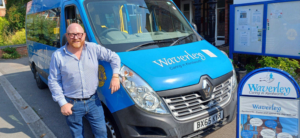 Richard Jones of The Jones Family Jewellers with the Waverley minibus (image via Waverley)