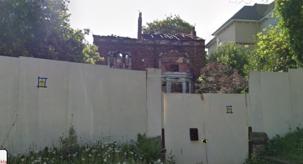 The fire-ravaged Victorian house in Alderley Edge will be bulldozed if councillors agree on plans (Google)