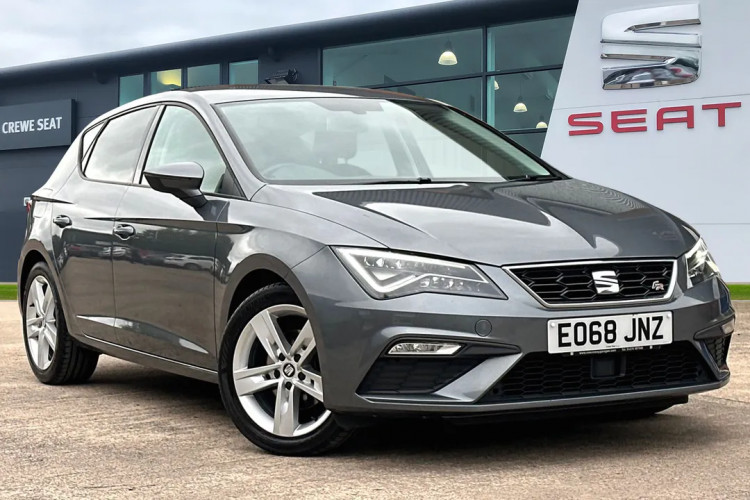 This SEAT Leon is available at Crewe SEAT today (Swansway Group).