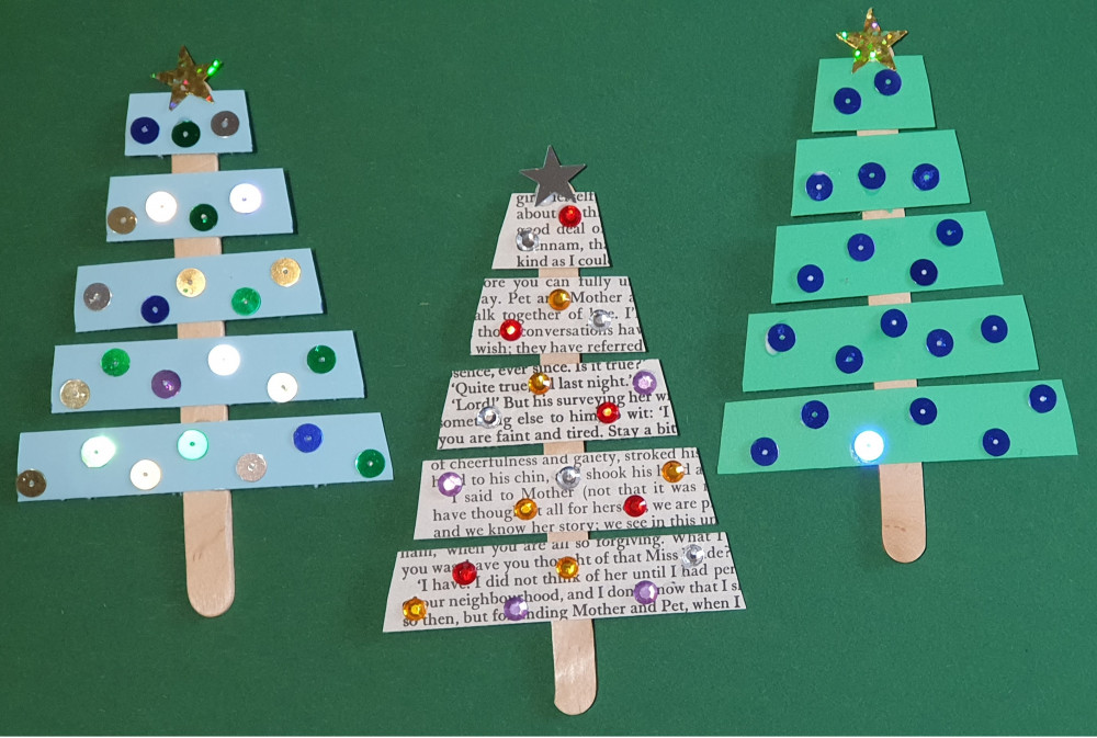 Christmas Crafts at Letchworth Library