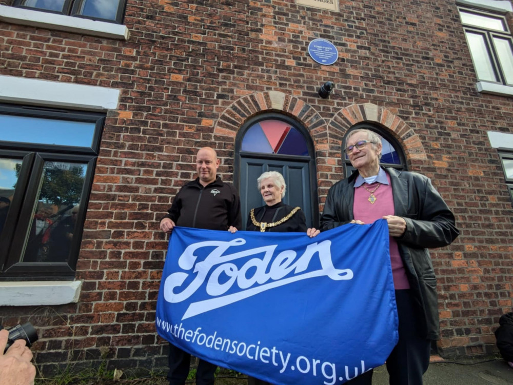 Nathan Shore, chairman of the Foden Society with Mayor Cllr Nevitt and her consort and husband, Phil. (Photo: Nub News)