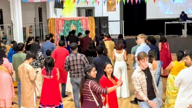 Dandia Night was held at Apollo Buckingham Health Sciences Campus, Crewe Green Road on Friday 11 October (Nub News).