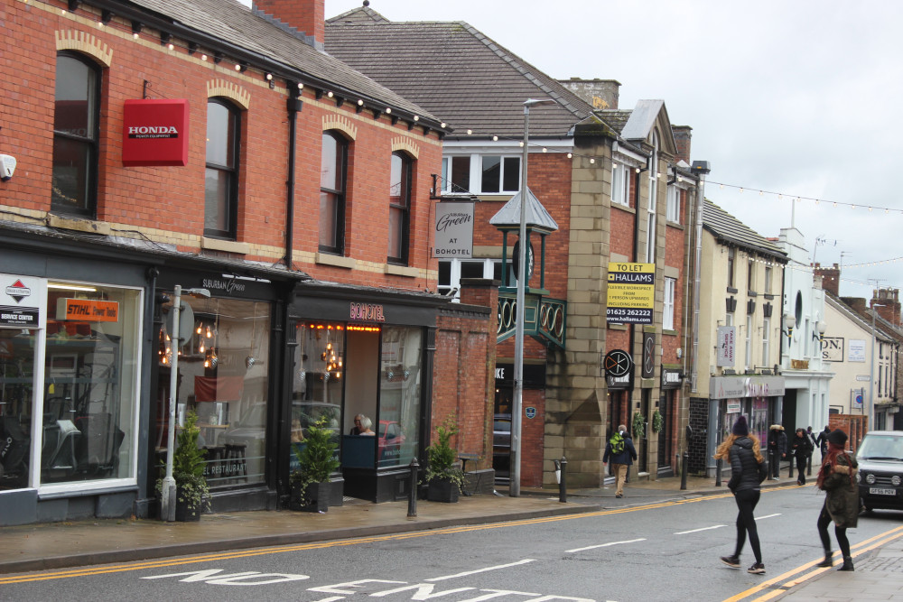 Chestergate's west side in the winter, Macclesfield. (Image - Macclesfield Nub News) 