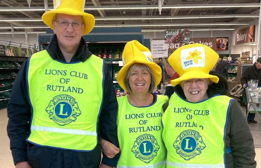 The Lions Club of Rutland are looking for new volunteers to don a yellow vest and join them doing some good across the county. (Photo: Nub News)