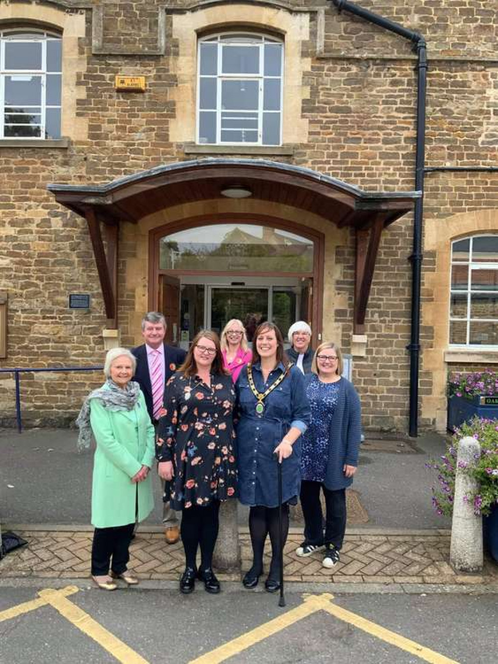 Jill Collinge (left) with Mayor Zoe Nealson and others-- Picture courtesy of Oakham Town Council Jill Collinge (left) with Mayor Zoe Nealson and others-- Picture courtesy of Oakham Town Council