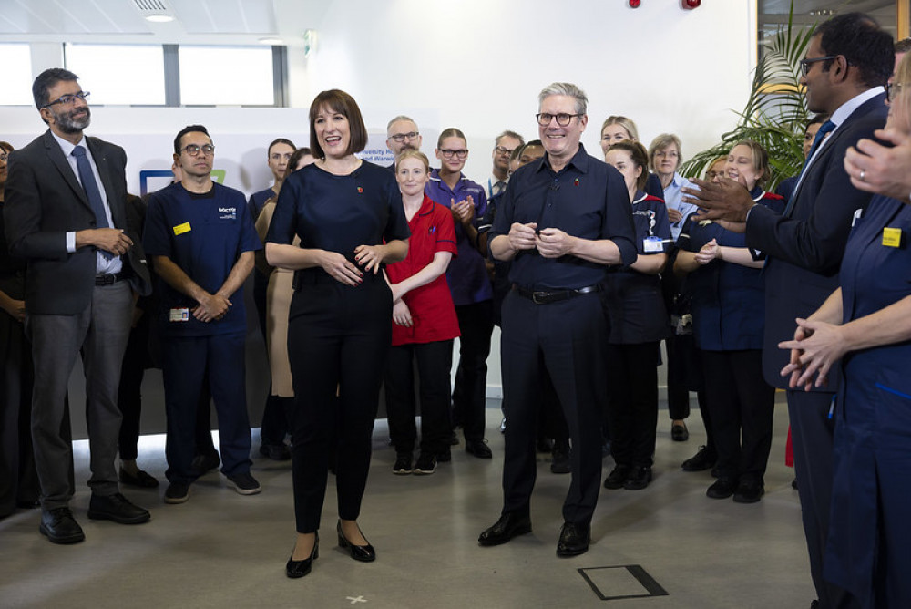 Prime Minister Keir Starmer and Chancellor Rachel Reeves speak with staff during a visit to University Hospital Coventry and Warwickshire (image via LDRS)