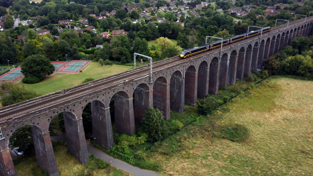 High speed testing will take place of the recently installed system between Welwyn Garden City and Hitchin (image via Network Rail)