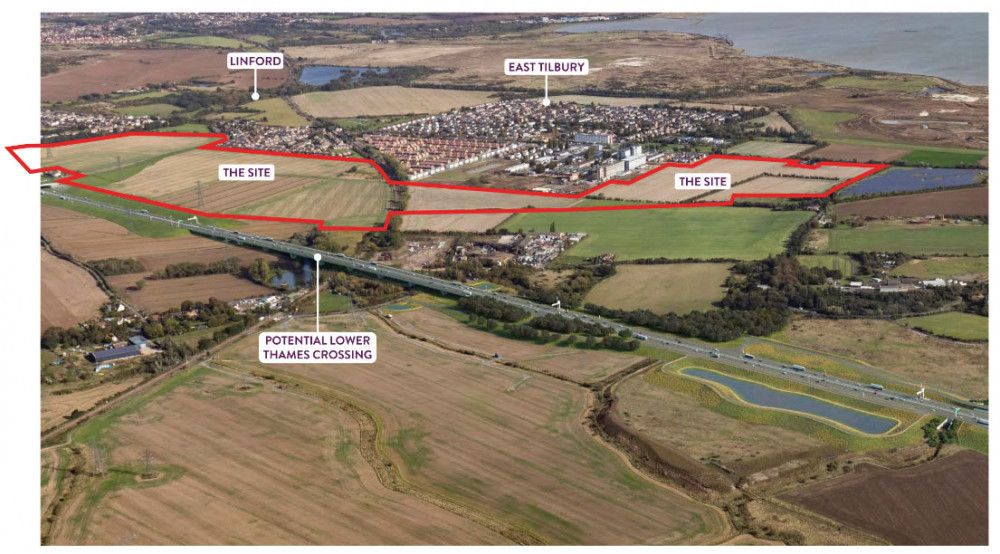 A huge housing development in East Tilbury has been given the green light. 