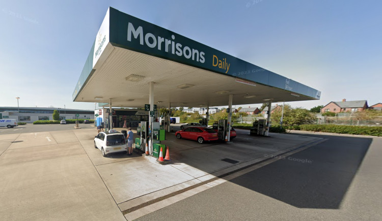 The extension will be built on the west side of the kiosk (Image via Google Maps)