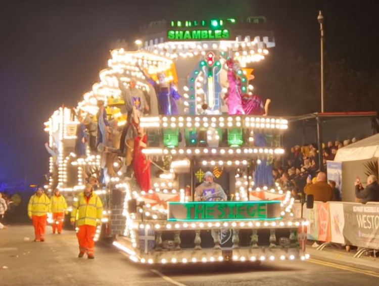 Shepton Mallet’s streets will light up once again for the annual Shepton Mallet Carnival on Wednesday, 13th November 2024.