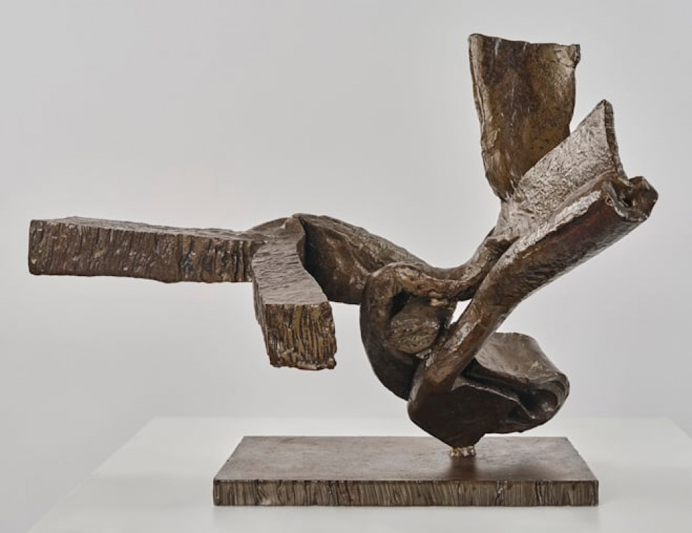 Katherine Gili, Aqui, 1981. Forged mild steel, varnished, waxed, 36x49x45cm (credit: Orlando Gili).