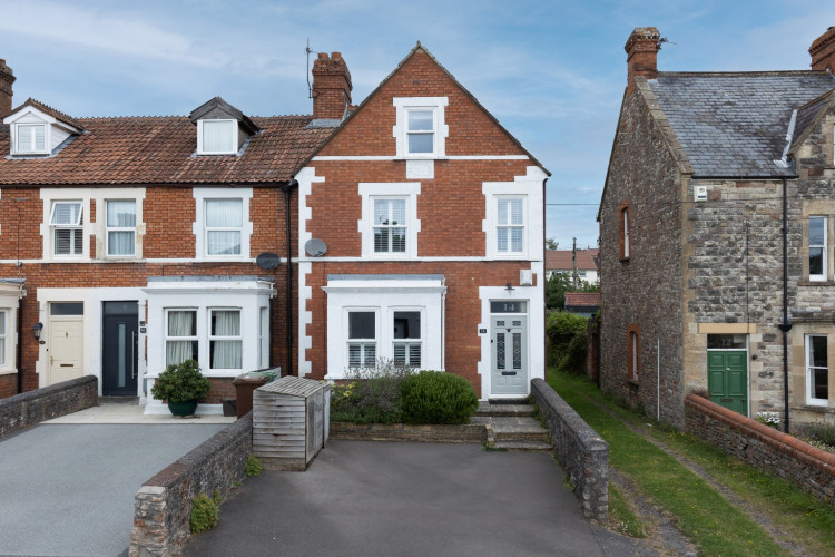 This beautifully modernised Victorian home on Burcott Road offers spacious living across three floors, just a short stroll from Wells city centre.