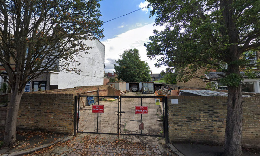 Two four-bedroom homes could be coming to a builder's yard in Hanwell if plans are approved (credit: Google Maps).