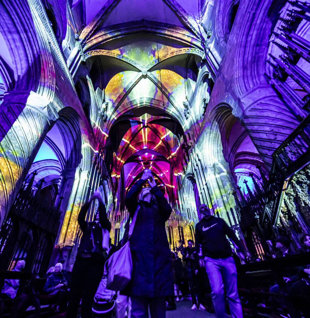 ‘Space’ stunning lightshow by Luxmuralis at Wells Cathedral